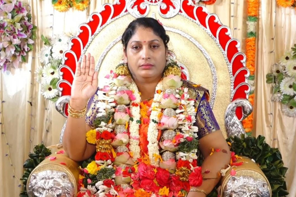 ‛என்னிடம் போனில் பேசினாலே வைபிரேஷன் அடிக்கும்...’ - அன்னபூரணி கூறிய அனுபவங்கள்! - தமிழ்நாடு