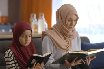 அல்லாஹ்வினால் சிறப்பிக்கப்பட்டுள்ள ரமழான் மாதத்தில் அல்-குர்ஆனை அதிகம் ஓதுவோம்!