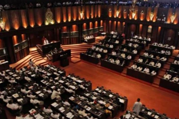 இலங்கை அதிபர் தேர்தல்...நாடாளுமன்றத்தில் இன்று வாக்கெடுப்பு - வெல்லப்போவது யார்?