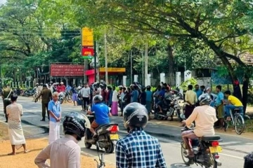 வாகன விபத்தில் சிக்கி 12 வயது மாணவன் பரிதாபமாக உயிரிழப்பு