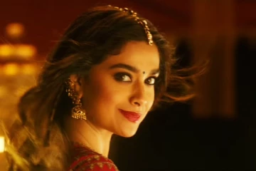 பயந்து ஓடிய நடிகை கீர்த்தி சுரேஷ்.. இணையத்தில் வைரலாகும் வீடியோ