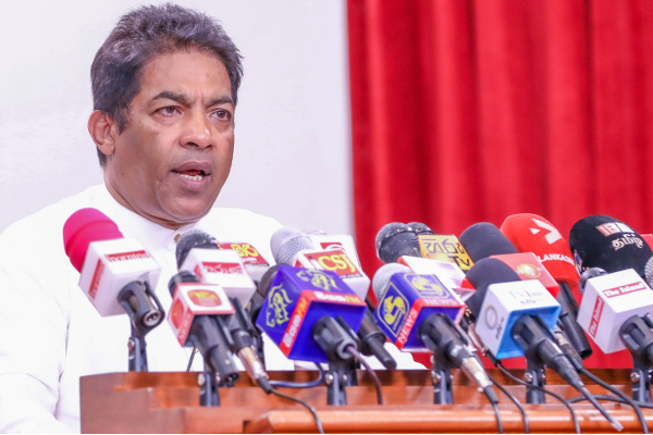 அதிரடி அறிவிப்பை வெளியிட்ட இளைஞர் விவகார இராஜாங்க அமைச்சர் | State Minister Youth Affairs Announced The Action
