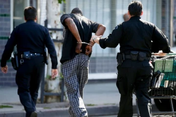 பாகிஸ்தானின் விமான நிலையத்தில் இலங்கையரொருவர் கைது