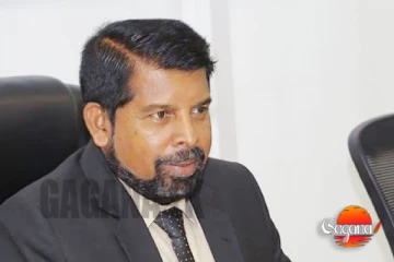 රාජ්‍ය පරිපාලන ඇමතිටත් අකුලන් ගෙදර යන්න වෙයි?මෙන්න හේතුව