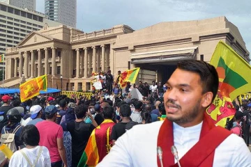 பொருளாதார நெருக்கடிக்கு ராஜபக்சக்களே காரணம் : உயர் நீதிமன்ற தீர்ப்புக்கு மதிப்பளிப்பதாக நாமல் தெரிவிப்பு!