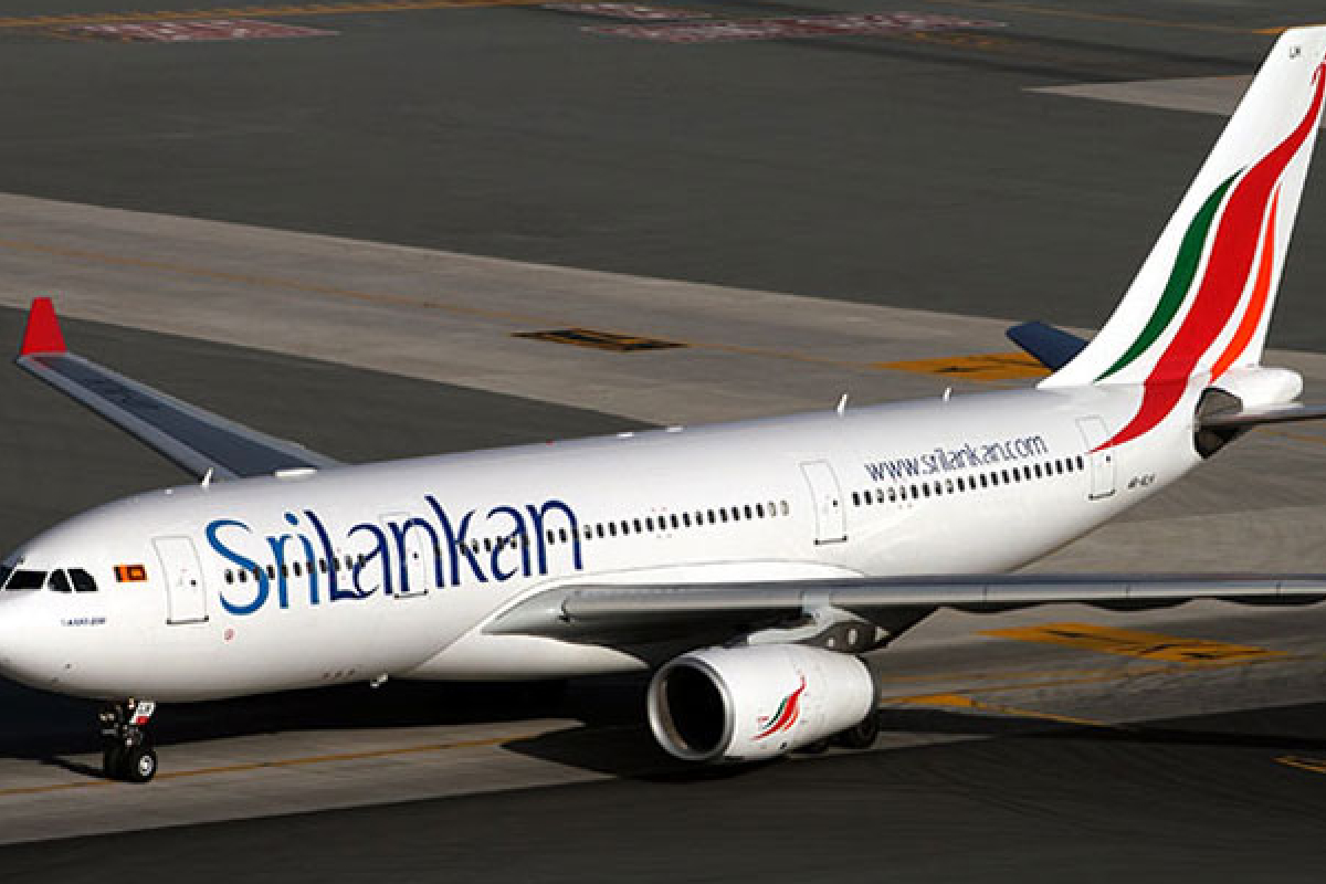 இருமடங்காக உயரும் விமானக் கட்டணங்கள் | Plane Tickets Soar As Fuel Costs Double இருமடங்காக உயரும் விமானக் கட்டணங்கள் | Plane Tickets Soar As Fuel Costs Double