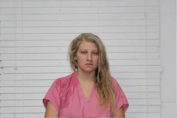 அமெரிக்காவில் ஆசிரியர் ஒருவரின் மிக மோசமான செயல்!