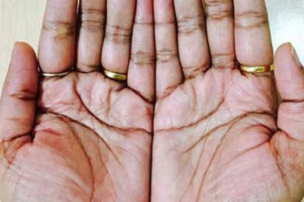 சீக்கிரம் இறக்க போவதை கைரேகை எப்படி இருக்கும் தெரியுமா?