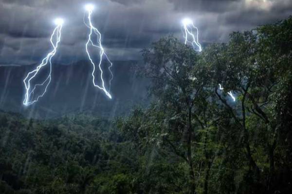 மழை, இடியுடன் கூடிய காலநிலை ; வளிமண்டலவியல் திணைக்களம் எச்சரிக்கை | Today Weather Meteorological Department Warning