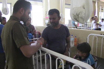 கிளிநொச்சியில் முன்பள்ளி மாணவர்கள் வைத்தியசாலையில் அனுமதி (Photos)