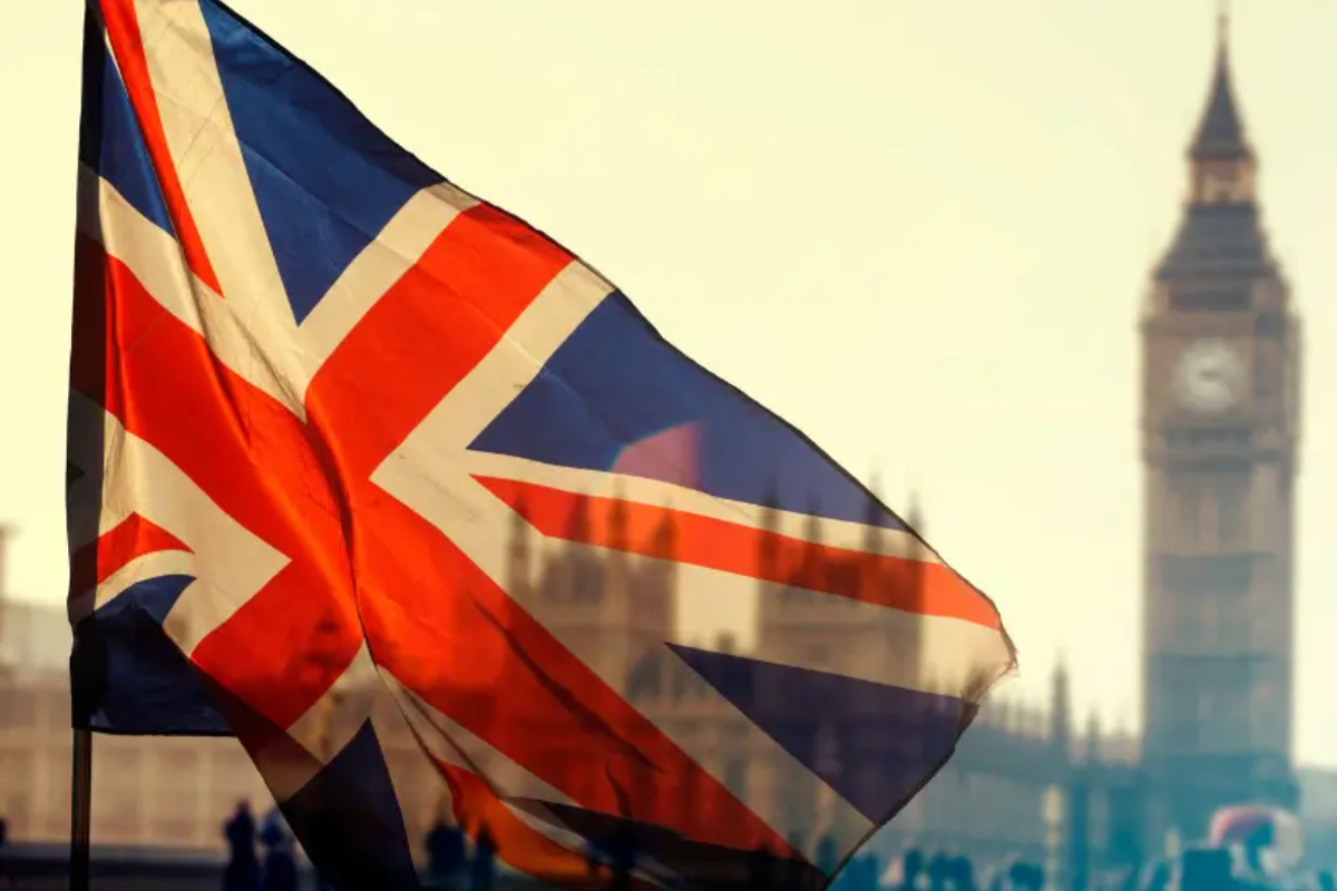 பிரித்தானிய மக்களை மத்திய கிழக்கிலிருந்து மீட்க பறக்கும் அடுத்த விமானம் | Next Uk Flight To Bring British Nationals Home