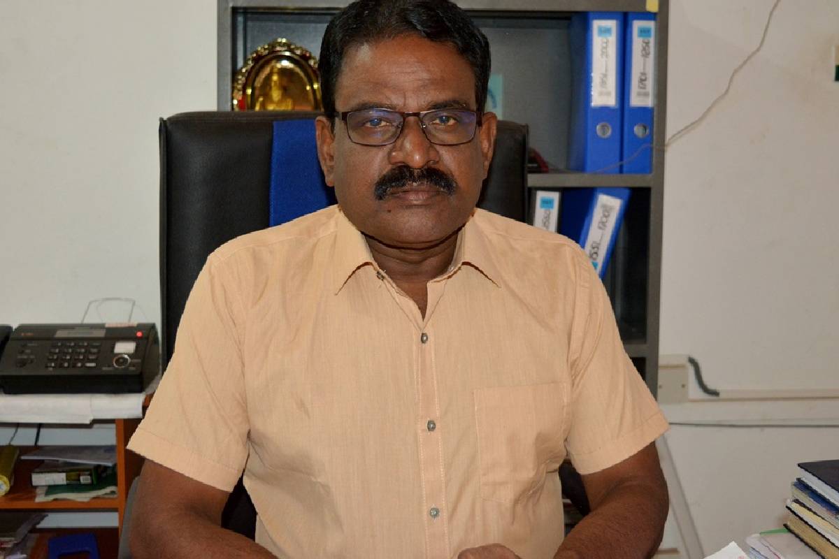 மரண தண்டனைகள் தொடர்பில் முன்னாள் ஜனாதிபதிக்கு அச்சம் வந்திருக்கும் ! ஸ்ரீநேசன் எம்.பி | Death Sentences Imposed Former Official Srineesan மரண தண்டனைகள் தொடர்பில் முன்னாள் ஜனாதிபதிக்கு அச்சம் வந்திருக்கும் ! ஸ்ரீநேசன் எம்.பி | Death Sentences Imposed Former Official Srineesan