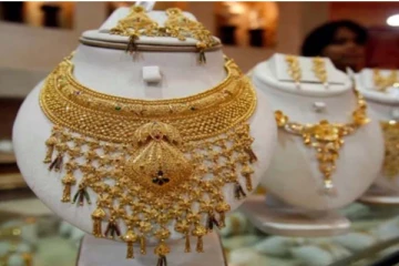 உச்சம் தொட்ட தங்கம் நிலை ஒரே நாளில் மளமளவென சரிவு! மகிழ்ச்சியில் பாமர மக்கள்