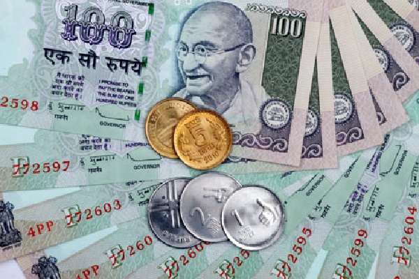 கூலித் தொழிலாளியின் வங்கி கணக்கில் ரூபா 100 கோடி - கிராமமமே ஆச்சரியத்தில் | 100 Crores In The Laborer S Bank Account