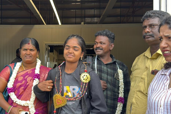 முதல் முறையாக யாழ்ப்பாணம் வந்த சரிகமப பாடகி ஜோகஸ்ரீ | Zee Tamil Singer Yogasree From Jaffna