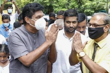 நாட்டை அழித்துவிட்டது ராஜபக்ச அரசாங்கம்! - சஜித் சீற்றம் (photos)