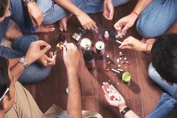 முல்லைத்தீவில் குடும்பஸ்தர் உட்பட நால்வர் கைது | Four People Arrested In Mullaitivi