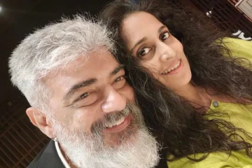 புதிய கெட்-அப்பில் மனைவியுடன் அதகளப்படுத்தும் அஜித்! துளியும் மேக்கப் இல்லாமல் சாலினி எப்படி இருக்கின்றார் தெரியுமா?