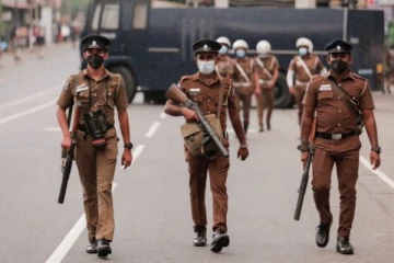 පොලිසියේ 4500කට හදිසියේම කරන්න යන දේ මෙන්න..