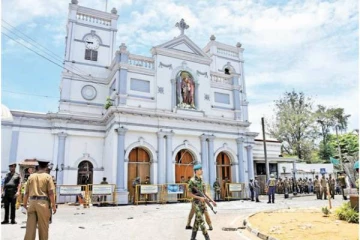 உண்மையை மூடி மறைக்க மாபெரும் அரசியல் சூழ்ச்சி!தேவாலயத்தில் காட்சிப்படுத்தப்பட்டுள்ள பதாதைகள்
