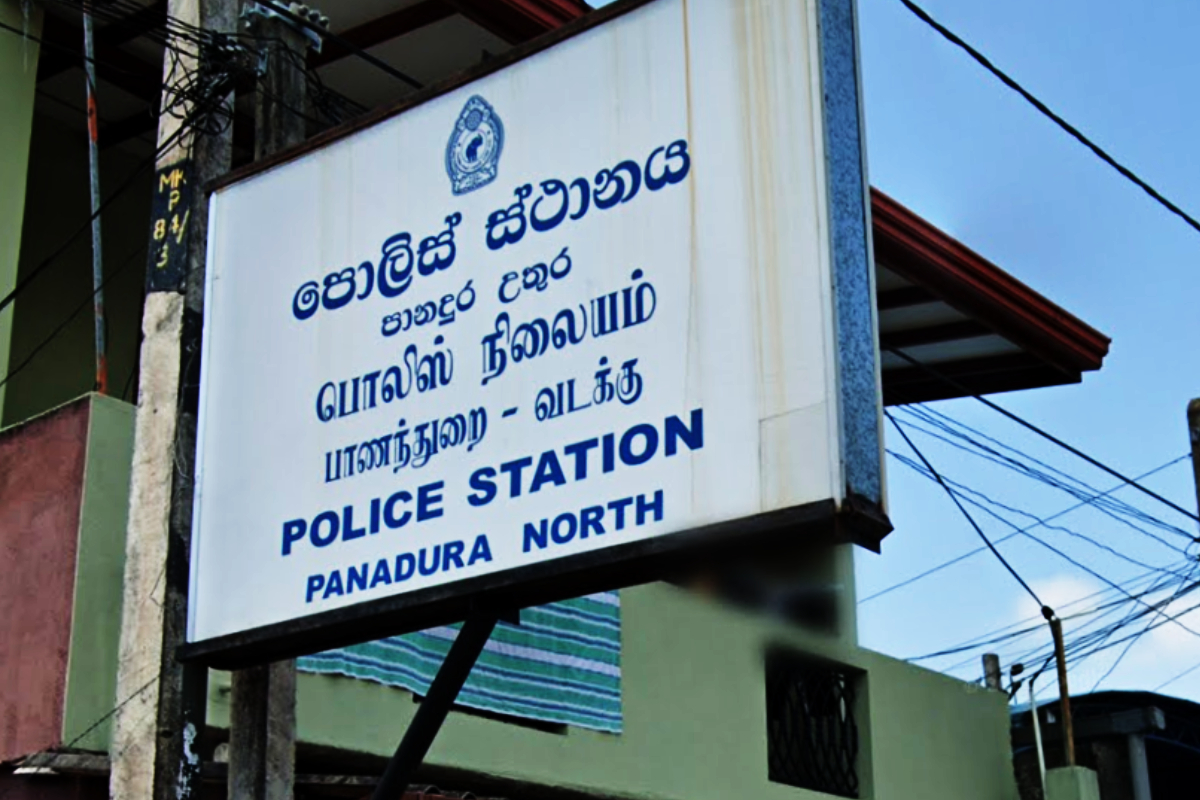 தவறான உறவால் பறிபோன இளம் பெண்ணின் உயிர்! மோசடியில் வலையில் சிக்கிய வவுனியா நபர் | Woman S Life Lost Due To Extramarital Affair Crime தவறான உறவால் பறிபோன இளம் பெண்ணின் உயிர்! மோசடியில் வலையில் சிக்கிய வவுனியா நபர் | Woman S Life Lost Due To Extramarital Affair Crime