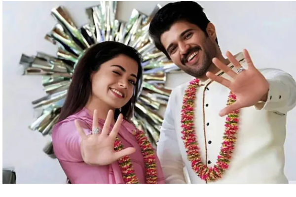 සමාජ මාධ්‍ය කලඹපු විජේ හා රශ්මිකාගේ විවාහ ආරාධනා පත්‍රය | Wedding Invite Of Vijay Rashmika Viral