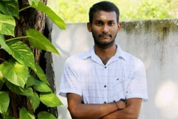 உயர்தர பரீட்சையில் யாழ். சாவகச்சேரி இந்து கல்லூரி மாணவன் தேசிய மட்டத்தில் முதலிடம் பிடித்து சாதனை