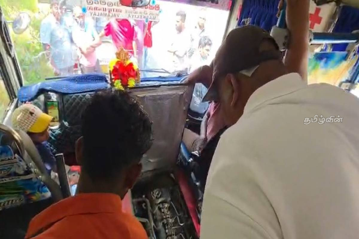 28 வாகனங்களுக்கு காலக்கெடு..! ஒரே நாளில் பொலிஸாரிடம் சிக்கிய 40 வாகனங்கள் | 40 Vehicles Seized By Police In One Day