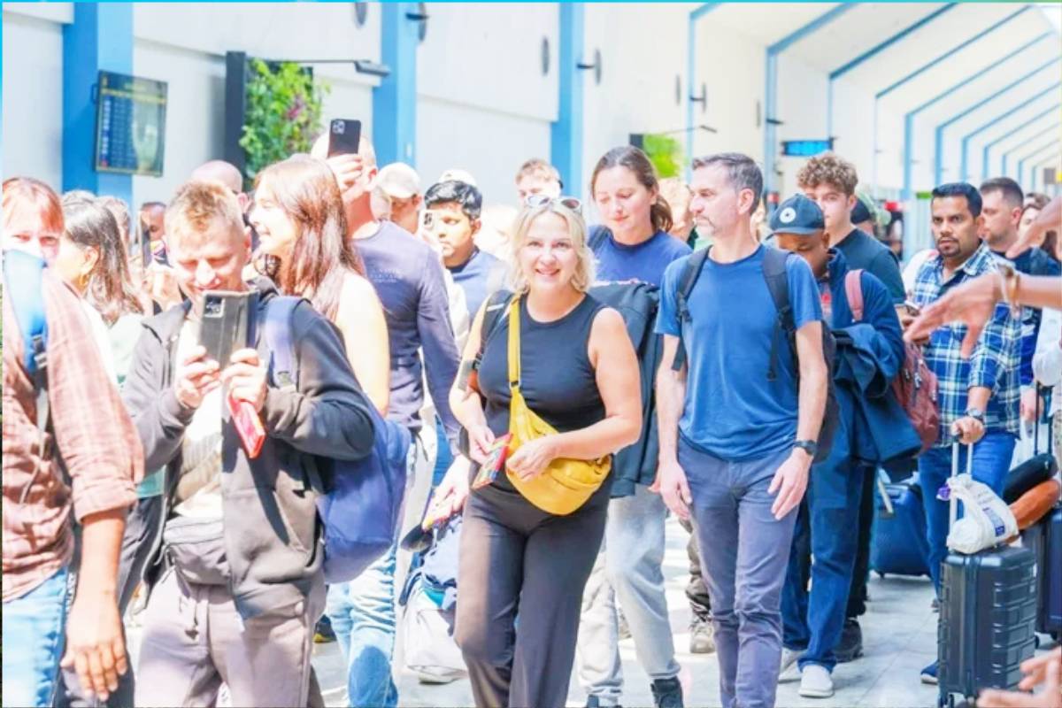 இலங்கையில் 8 இலட்சத்தைக் கடந்த சுற்றுலாப் பயணிகள் வருகை | 840 000 Tourists To Visit The Country In 2026