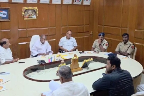 விஜய் ரோடு ஷோவிற்கு புதுச்சேரியில் அனுமதி மறுப்பு - வேறு திகதியில் பொதுக்கூட்டம்? | Puducherry Govt Deny To Tvk Vijay Road Show விஜய் ரோடு ஷோவிற்கு புதுச்சேரியில் அனுமதி மறுப்பு - வேறு திகதியில் பொதுக்கூட்டம்? | Puducherry Govt Deny To Tvk Vijay Road Show