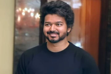 ரூ. 200 கோடி வசூல் சாதனை செய்த விஜய்யின் டாப் 5 படங்கள்- விவரம் இதோ