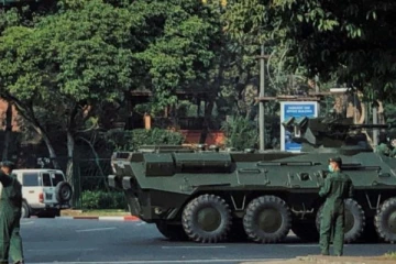 இராணுவ புரட்சி வெடிக்குமா? சிறைப் பிடிக்கப்பட்ட ஆங் சான் சூகி - உச்சக்கட்ட பதற்றம் - முக்கிய செய்திகளின் தொகுப்பு