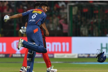 நான் செஞ்சது தப்புதான்; ஹெல்மெட்டை தூக்கி வீசியிருக்கக்கூடாது - பிரபல வீரர் வேதனை