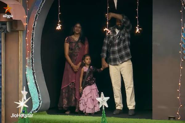 வந்த வேலையைப் பாருடா...கம்ருதீனிடம் பாருவை விளாசிய அக்கா! | Kamurudin Sister Talk About Vj Parvathy Viral வந்த வேலையைப் பாருடா...கம்ருதீனிடம் பாருவை விளாசிய அக்கா! | Kamurudin Sister Talk About Vj Parvathy Viral