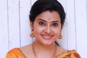 41 வயதில் திருமணம் செய்யாமல் அழகில் ஜொலிக்கும் நடிகை... ரசிகர்களை வாய்பிளக்க வைத்த காணொளி