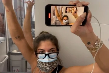 விமான கழிவறையில் தனிமைப்படுத்திக்கொண்ட பெண்! ஆச்சரியமூட்டும் கோவிட் சம்பவம்