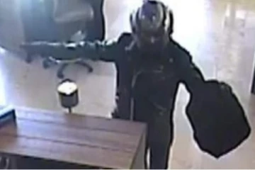 පරිස්සමෙන්.. දිවයිනේ ප්‍රදේශ රැසකින් කොල්ලකෑම්..