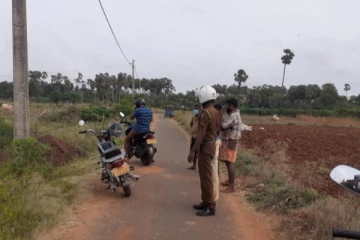 யாழில் கடன் பணத்தைக் கேட்டு வீடு தேடிச் சென்றவருக்கு ஏற்பட்ட பரிதாப நிலை