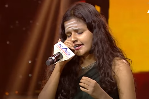 சரிகமப 5 - இல் அசல் பாடகரையே தோற்கடித்து பாடிய இலங்கை போட்டியாளர் | Saregamapa Seniors S5 Sangamam Sat Sun Promo