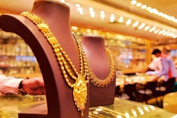 தொடர் இறக்கத்தில் தங்கம் விலை - எவ்வளவு தெரியுமா?