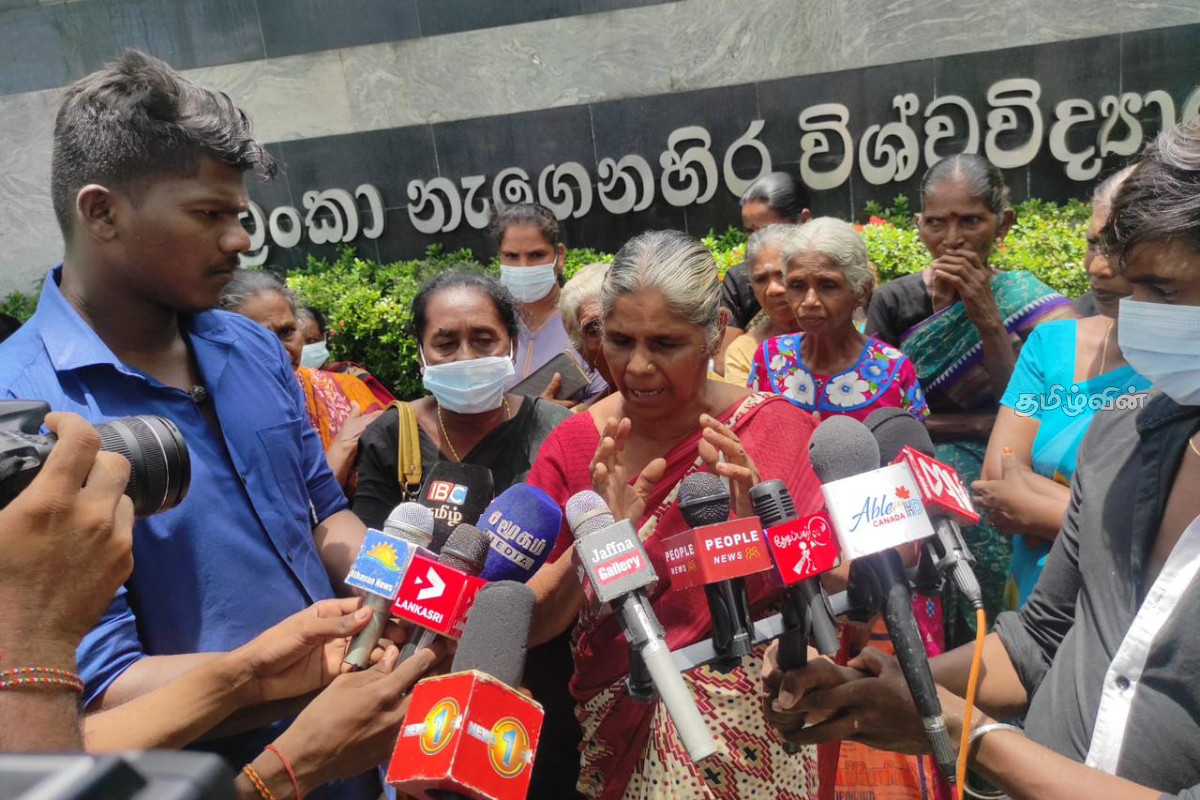 நீதி கிடைக்காமலேயே உயிரிழந்த காணாமல் ஆக்கப்பட்டோரின் உறவுகளின் சங்கப் போராட்ட தாய் | Batticaloa Missing Persons Association Dies
