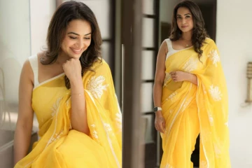 மஞ்சள் நிற புடவையில் ரசிகர்களை மயக்கும் சீரியல் நடிகை ஜனனி அசோக்...