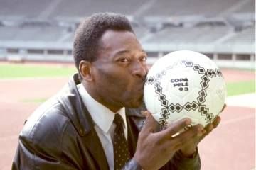 இந்தியாவில் கால்பந்து விளையாட்டை மேம்படுத்த உதவிய ஜாம்பவான் பீலே! ஏழு நாள் துக்கம் அனுசரிப்பு