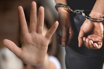 முல்லைத்தீவில் சிறுமி ஒருவரை தகாத செயற்பாட்டிற்கு உட்படுத்திய நபர் கைது