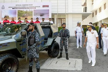 இலங்கை கடற்படைக்கு உள்நாட்டில் தயாரிக்கப்பட்ட சிறப்பு வாகனங்கள்
