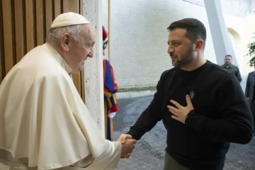 போப் பிரான்சிஸை சந்தித்த உக்ரைன் ஜனாதிபதி; முழு ஆதரவை வழங்குவதாக இத்தாலி உறுதி