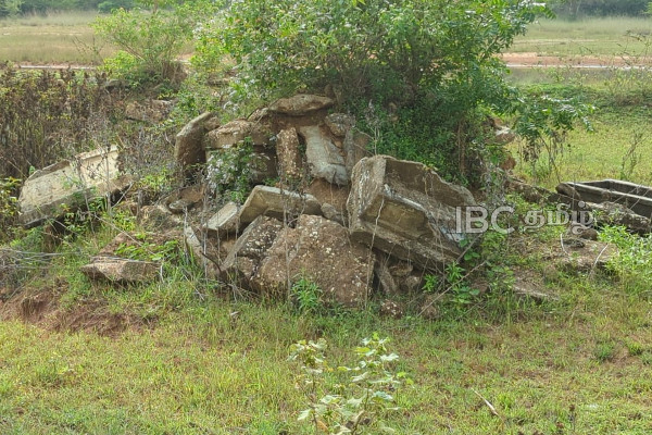 வன்னிவிளாங்குளம் மாவீரர் துயிலும் இல்ல நினைவேந்தல் - புலம்பெயர் அமைப்புக்களின் அறிவிப்பால் சர்ச்சை! | Mullaitivu Vannivilankulam Maaveerar Day 5 Today