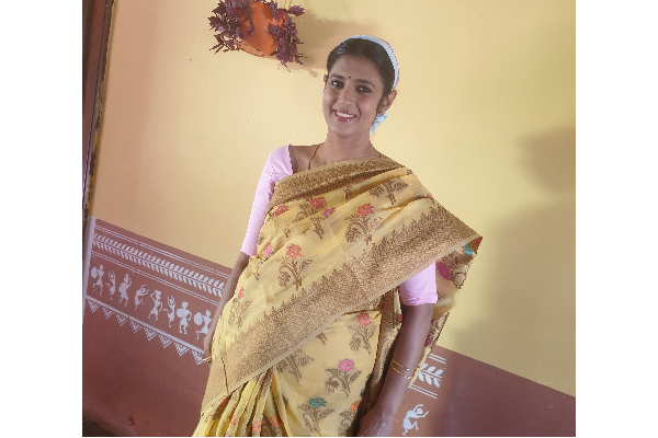 நடிகை கஸ்தூரி கர்ப்பமா? போட்டோவால் குழம்பிய ரசிகர்கள்.. அவரே கொடுத்த விளக்கம் | Kasthuri April Fool Prank With Pregnant Photos