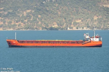 டீசல் கப்பல் கொழும்பு துறைமுகத்தை வந்தடைந்தது.