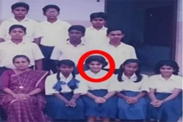 பள்ளி பருவத்தில் இருக்கும் இந்த நடிகை யார் தெரியுமா? இப்போ இவங்க ஸ்டார் நடிகை!